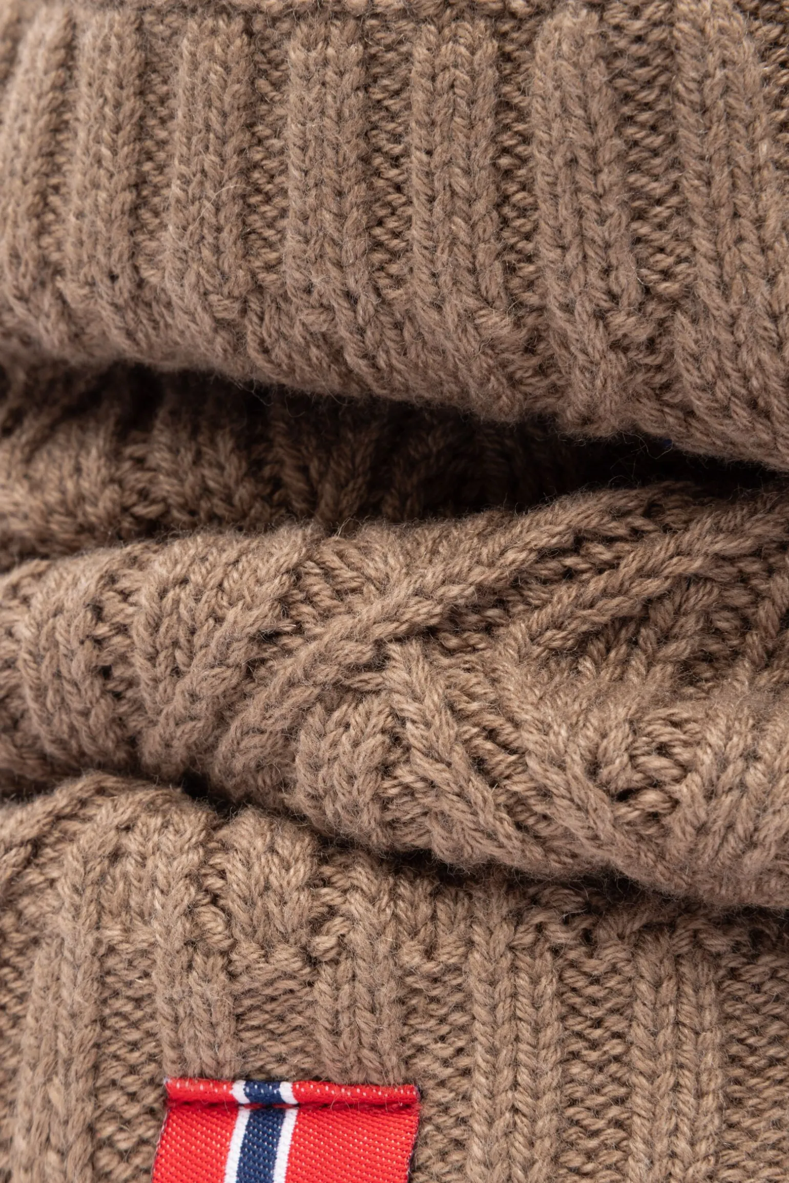 B Vertigo Faye Strikket hals