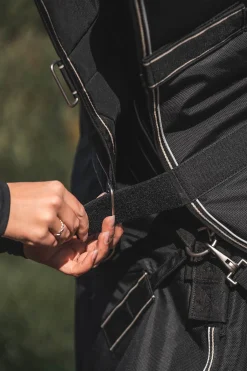 Back on Track Obsidian Utedekken med avtakbart halsstykke, 150g