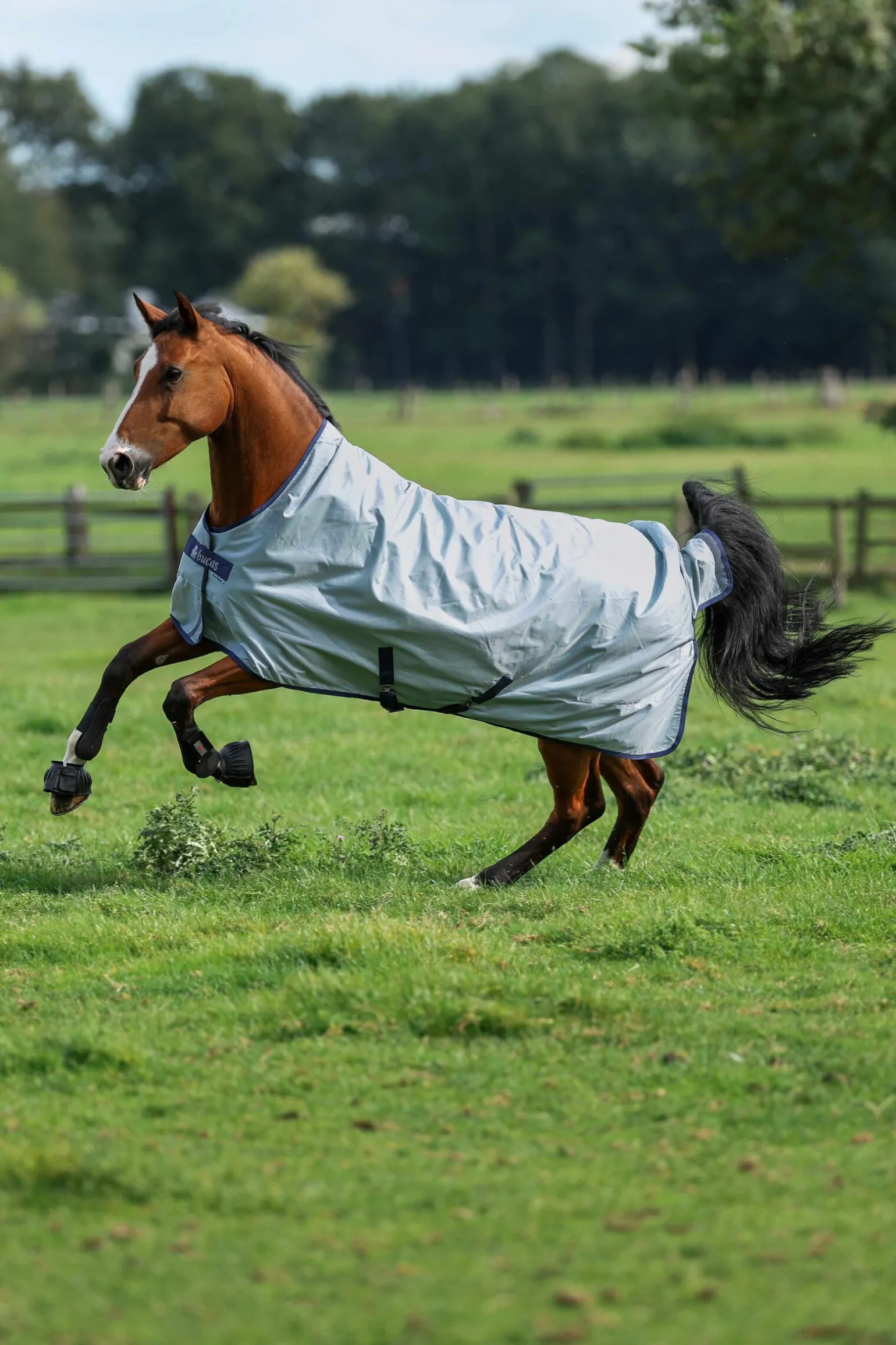 Bucas Power Light utegangsdekken med høy hals, 0 g