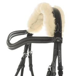 Kavalkade Ivy hodelag med saueskinn, flash nesereim