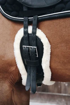 Kentucky Horsewear saueskinn anatomisk gjord, kort